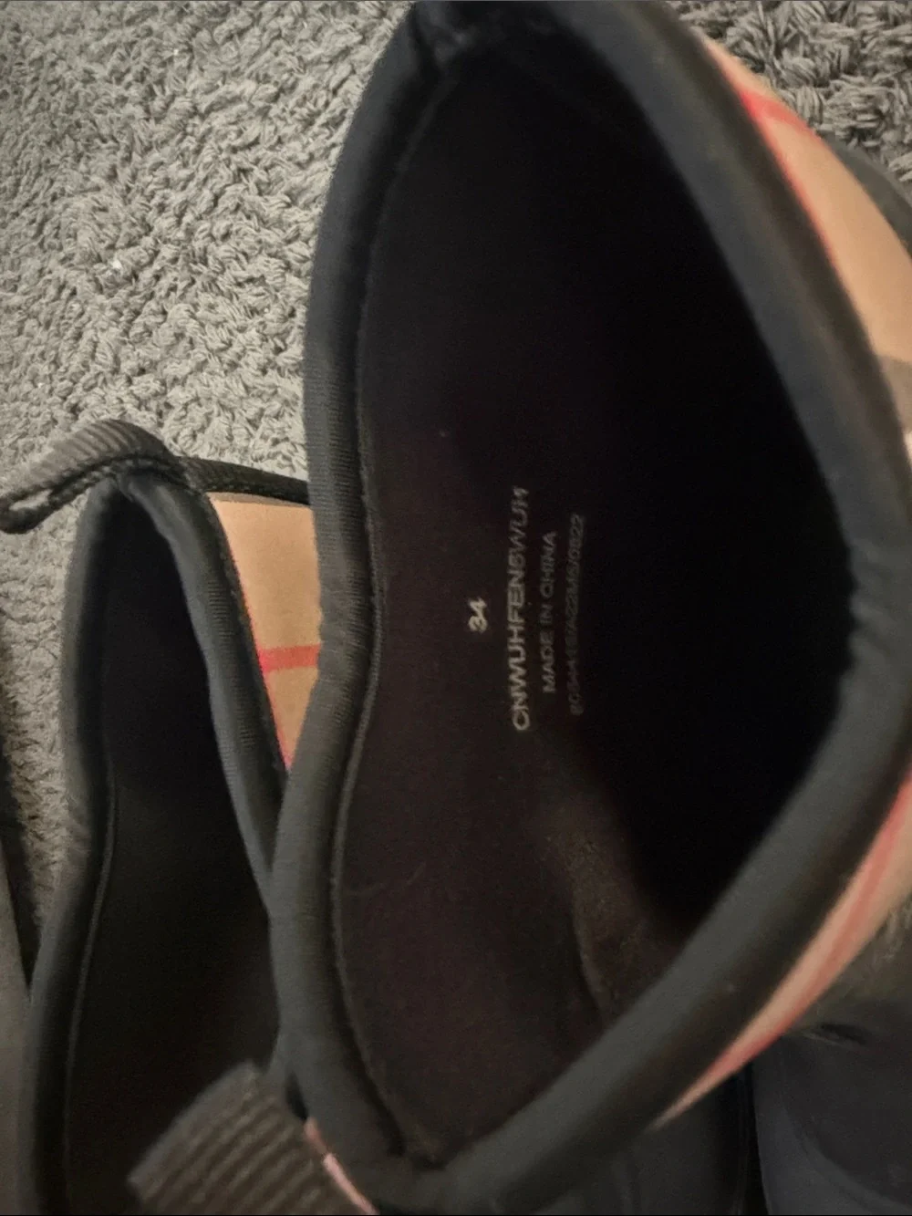Burberry Black Chelsea Rain Boots with Classic Nova Check size 34